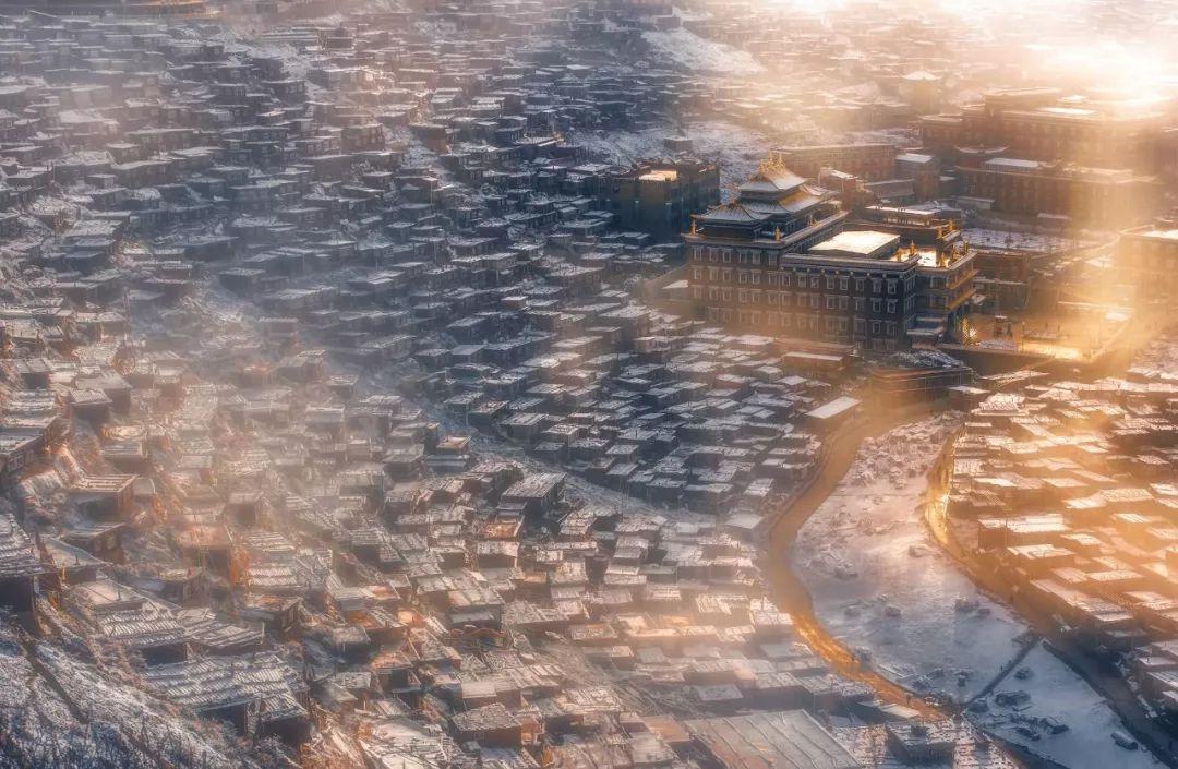 这位澳洲华裔钢琴家原创50首歌曲，宣传大美九江！