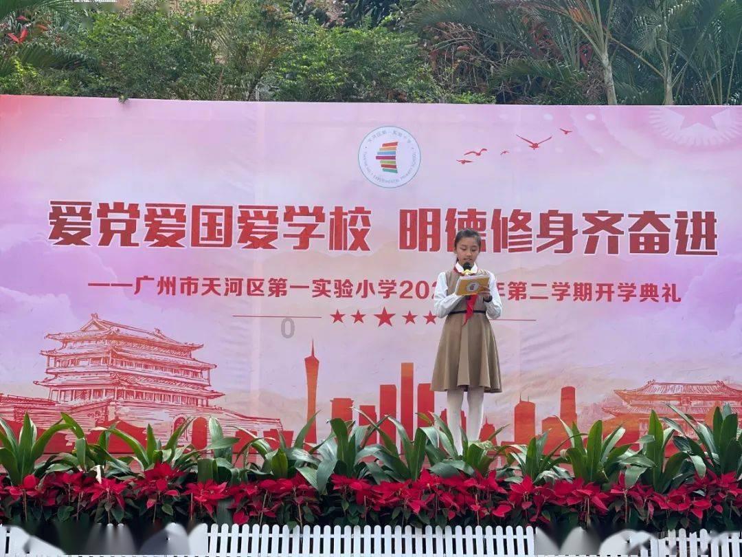 《繁花》落幕，将人一并带走 再回首，恍然如梦，黄浦江浪头依旧